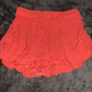 Green pea ruffle shorts